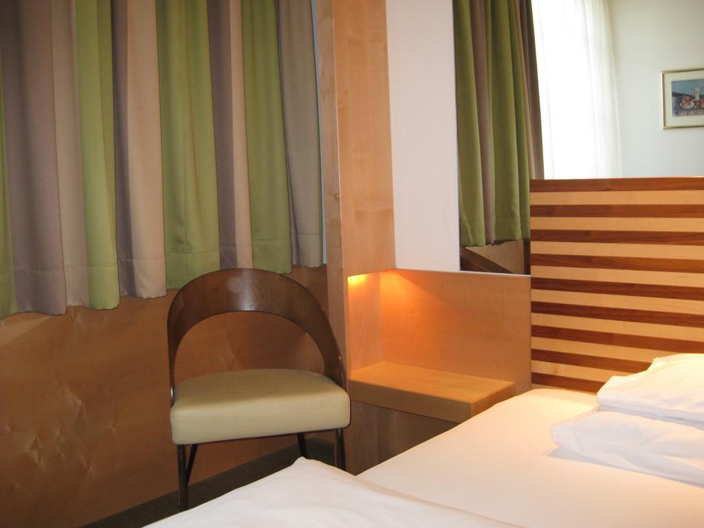 City Hotel Linz Exterior photo